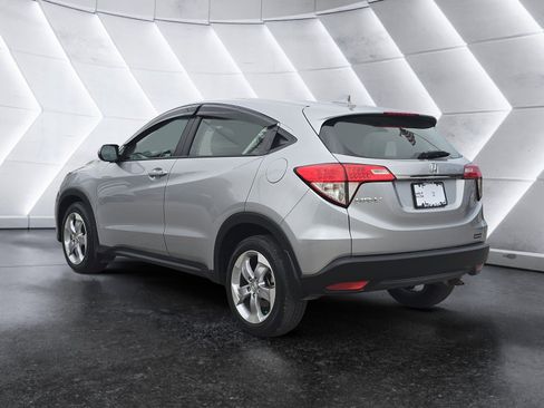 Used 2022 Honda HR-V LX image 5