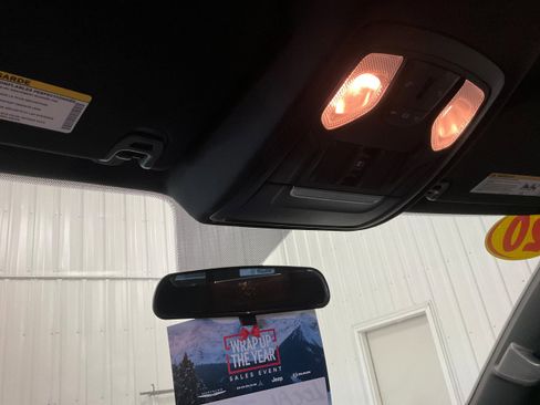 Used 2020 RAM 1500 Rebel AWD/4WD image 17