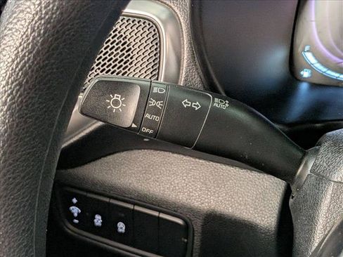 Used 2024 Kia Soul LX w/ Option Group 015 FWD image 15