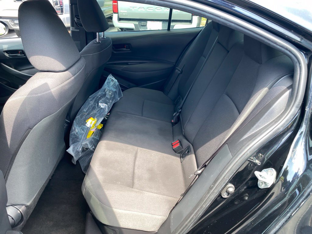 Used 2023 Toyota Corolla LE w/ LE Convenience Package FWD image 7