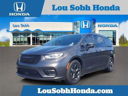 Used 2021 Chrysler Pacifica Limited w/ Premium & Safety Sphere Group