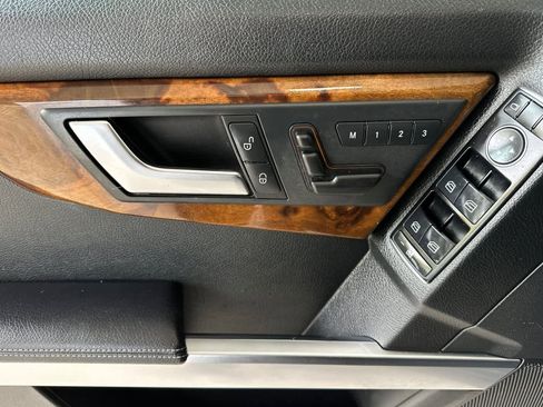 Used 2015 Mercedes-Benz GLK 350 2WD image 12