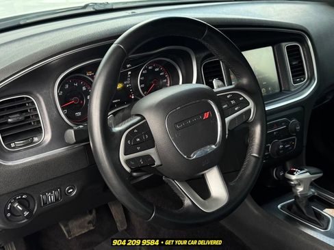 Used 2016 Dodge Charger R/T RWD image 18
