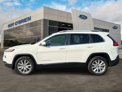Used 2016 Jeep Cherokee Limited AWD/4WD image 2