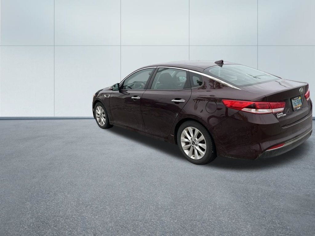 Used 2017 Kia Optima LX FWD image 7