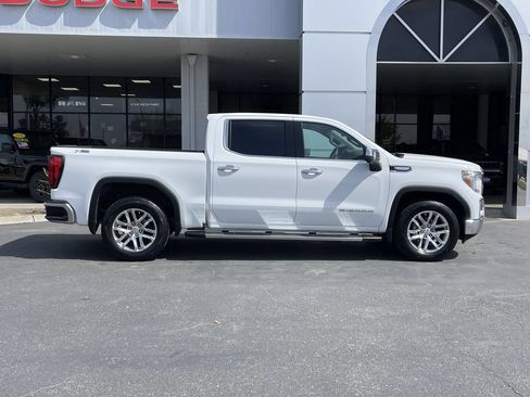 Used 2022 GMC Sierra 1500 SLT AWD/4WD image 6