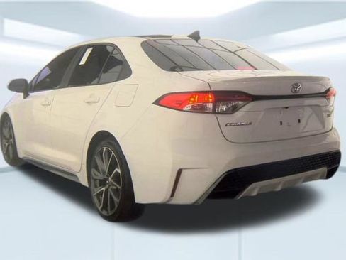 Used 2021 Toyota Corolla SE FWD image 23