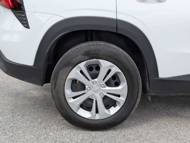 Used 2026 Chevrolet Trax LS w/ Driver Confidence Package FWD image 12