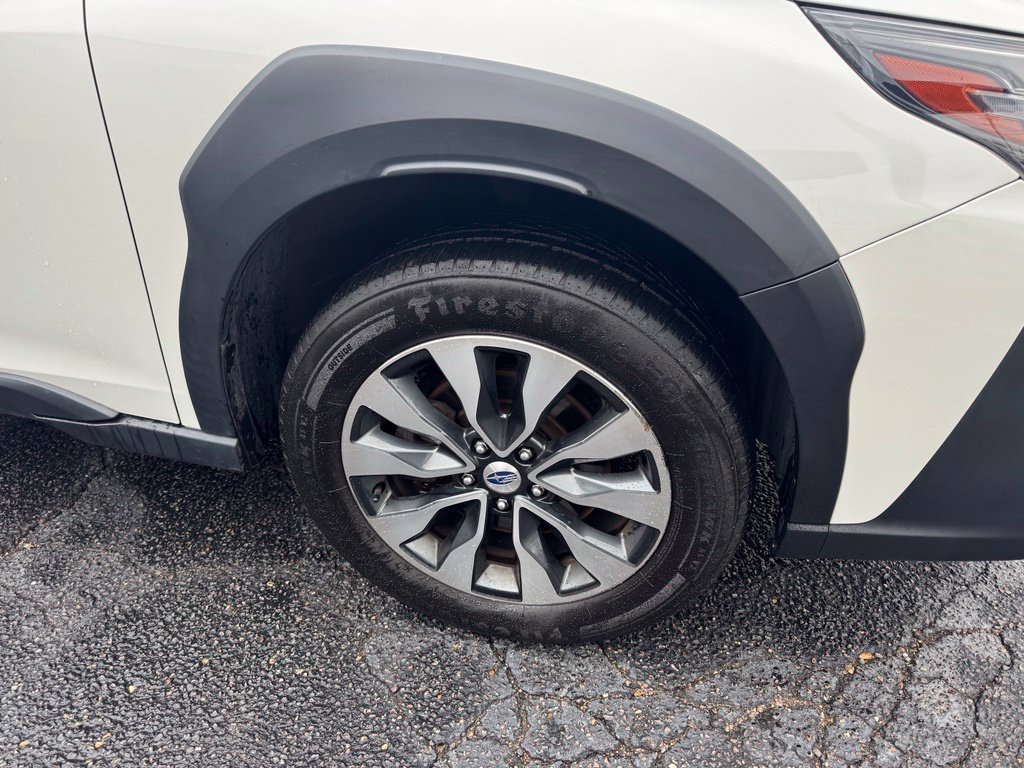 Used 2023 Subaru Outback Limited AWD/4WD image 11