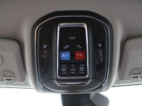 Used 2022 Jeep Grand Cherokee Limited 4xe AWD/4WD image 34