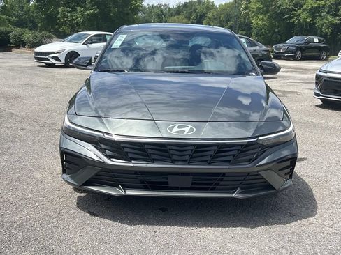 New 2026 Hyundai Elantra SEL Sport Premium FWD image 2