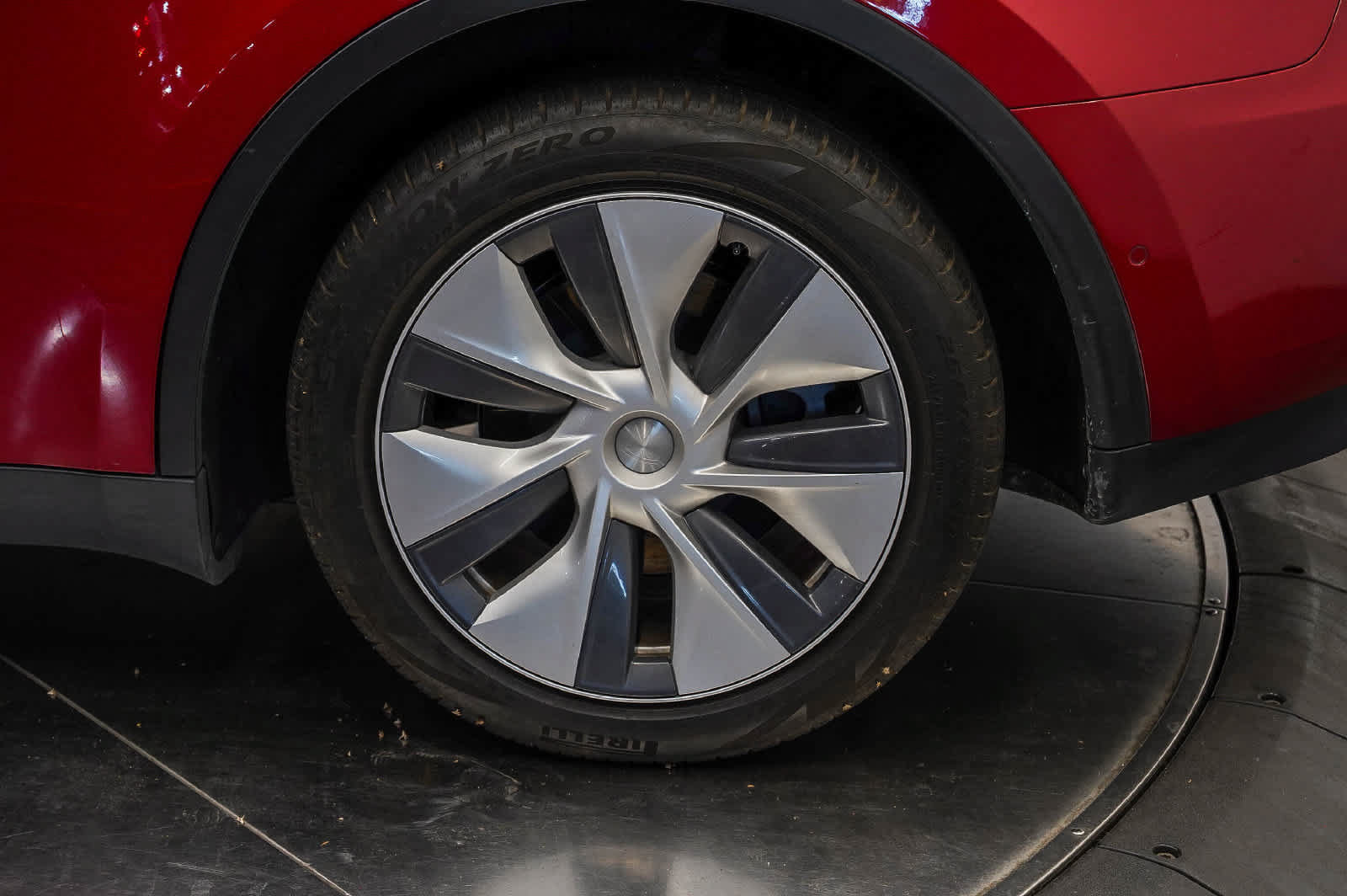 Used 2022 Tesla Model Y Long Range AWD/4WD image 10