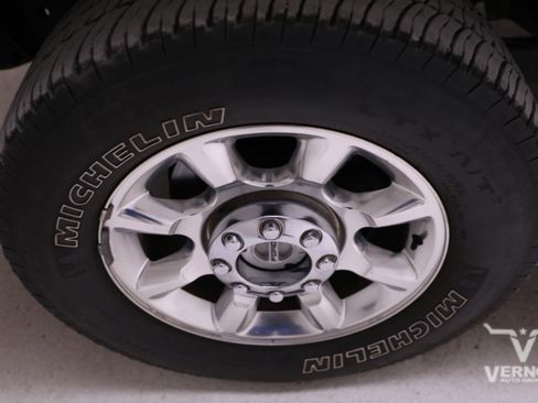 Used 2015 Ford F250 Lariat w/ Lariat Ultimate Package image 34