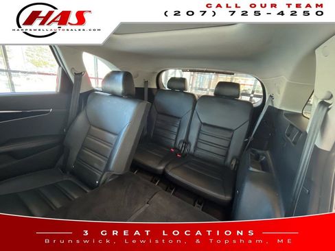 Used 2019 Kia Sorento SX image 12