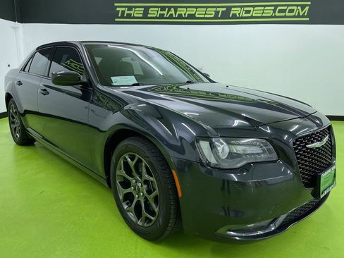 Used 2017 Chrysler 300 S image 2