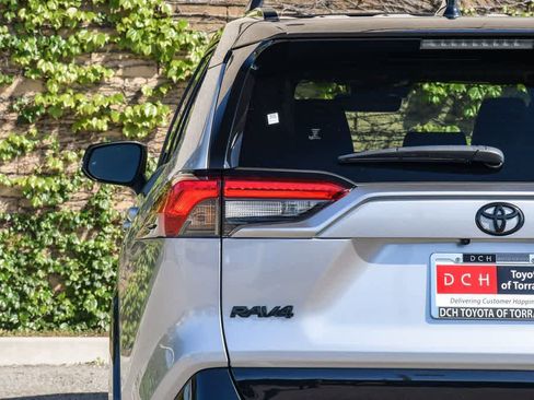 Used 2025 Toyota RAV4 XSE w/ Weather Package AWD/4WD image 6