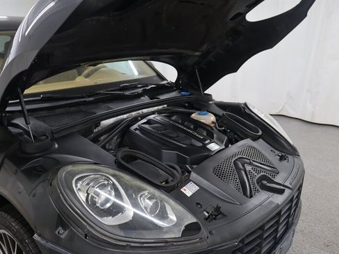 Used 2017 Porsche Macan S AWD/4WD image 33