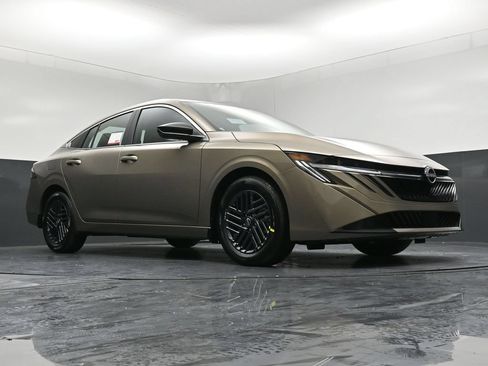 New 2026 Nissan Sentra SV w/ SV Convenience Package FWD image 27