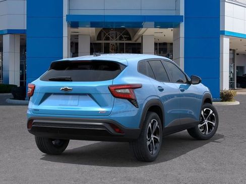 New 2026 Chevrolet Trax RS image 4