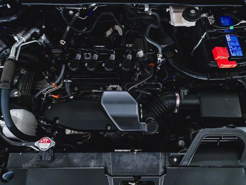 Used 2023 Honda CR-V LX image 11