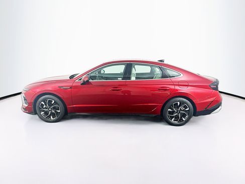 Used 2025 Hyundai Sonata SEL FWD image 4
