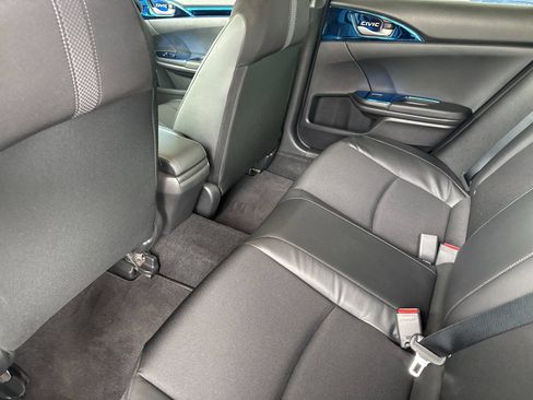 Used 2019 Honda Civic Sport image 12