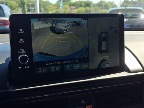 Used 2023 Honda Pilot TrailSport image 20