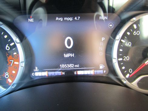 Used 2016 Jeep Renegade Limited w/ Safety & Security Group image 22