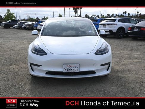 Used 2021 Tesla Model 3 Standard Range Plus RWD image 2