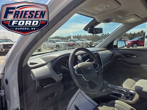 Used 2019 Chevrolet Traverse Premier AWD/4WD image 13