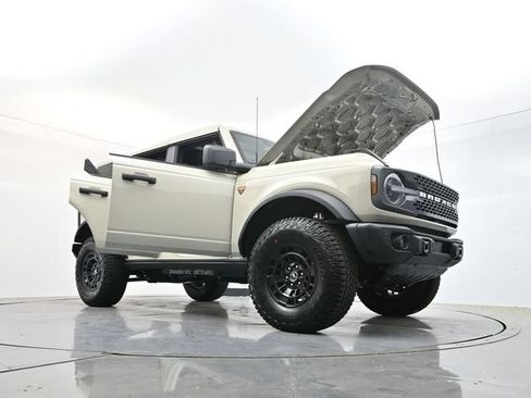 New 2026 Ford Bronco Badlands AWD/4WD image 50