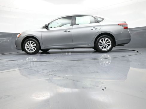 Used 2013 Nissan Sentra S FWD image 32