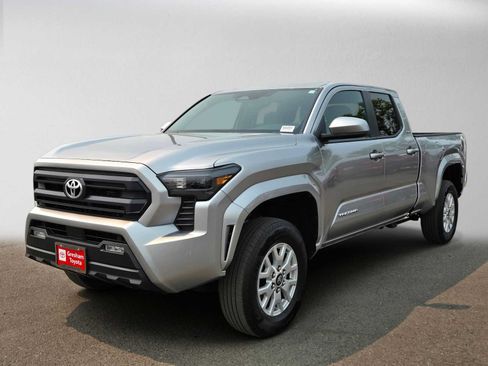 Certified 2026 Toyota Tacoma SR5 AWD/4WD image 5