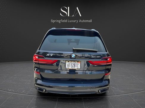 Used 2022 BMW X7 xDrive40i w/ M Sport Package AWD/4WD image 7
