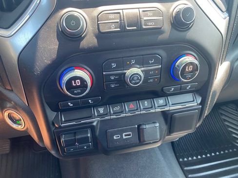 Used 2022 Chevrolet Silverado 2500 LT w/ Convenience Package AWD/4WD image 20