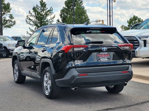 Used 2024 Toyota RAV4 LE AWD/4WD image 6