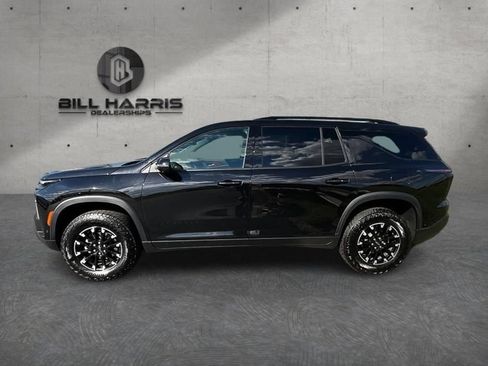 Used 2026 Chevrolet Traverse Z71 w/ Enhanced Driving Package AWD/4WD image 8