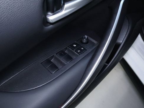 Used 2024 Toyota Corolla SE image 12