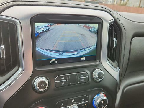 Used 2023 GMC Sierra 2500 SLE w/ SLE Convenience Package image 33