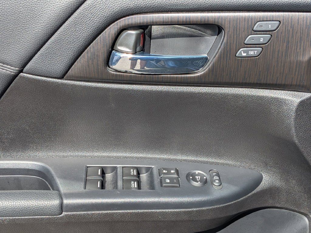 Used 2015 Honda Accord EX-L image 14