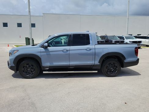 Used 2025 Honda Ridgeline RTL+ image 8