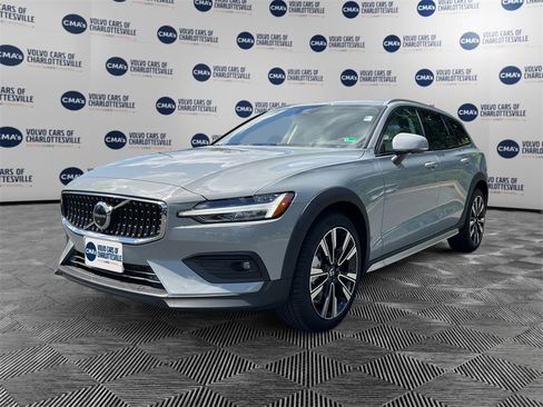New 2026 Volvo V60 B5 Cross Country Ultra w/ Protection Package Premier image 1