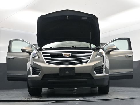 Used 2019 Cadillac XT5 Premium Luxury image 22