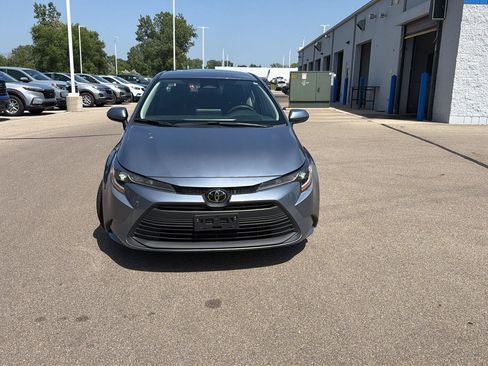 Used 2024 Toyota Corolla LE FWD image 9