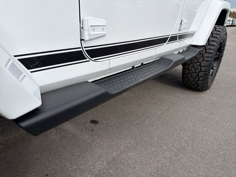 Used 2017 Jeep Wrangler Unlimited Sahara w/ Dual Top Group image 16