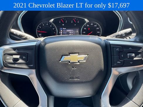 Used 2021 Chevrolet Blazer LT FWD image 22
