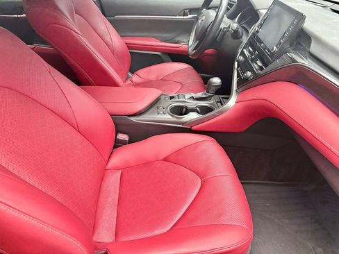 Used 2021 Toyota Camry XSE image 12