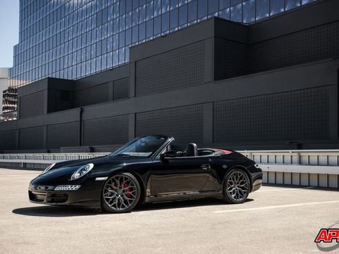 Used 2005 Porsche 911 Carrera S image 38