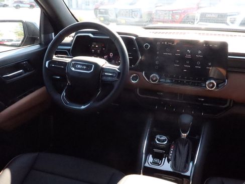 New 2026 GMC Canyon AT4 w/ Technology Plus Package image 10