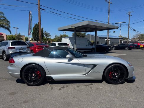 Used 2005 Dodge Viper SRT-10 RWD image 8